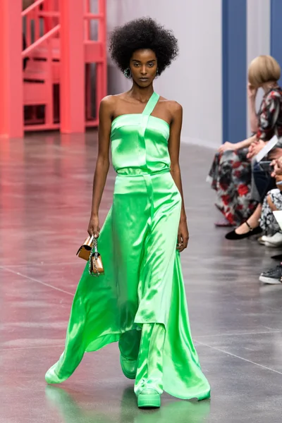Look 31